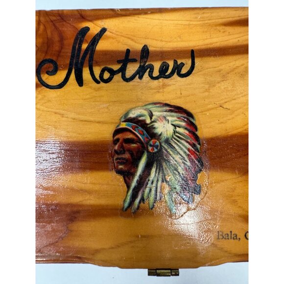 Vintage Cedar Wood Mother Keepsake Box Bala Ontario Canada Indian Chief Motif - Picture 5 of 16
